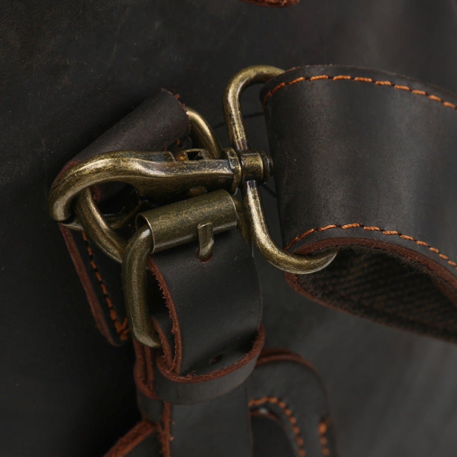 The Gentleman’s Brand | Montague Leather Duffle – Heritage Craft, Travel Refined