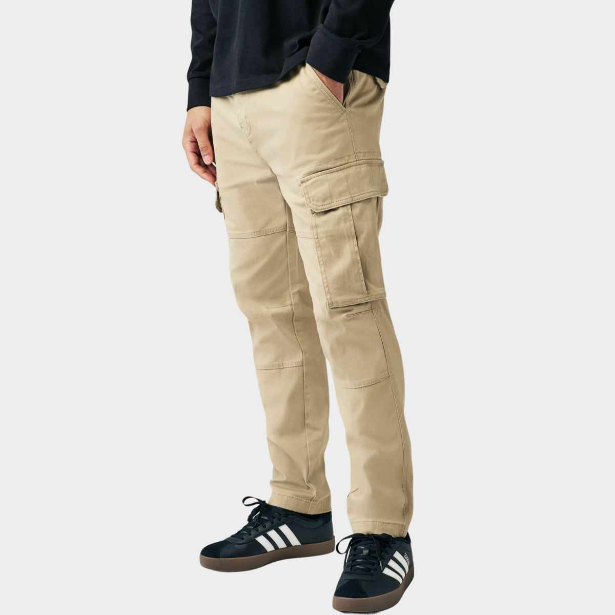 Slim-Fit Cargo Pants | Cotton Blend | Functional & Modern