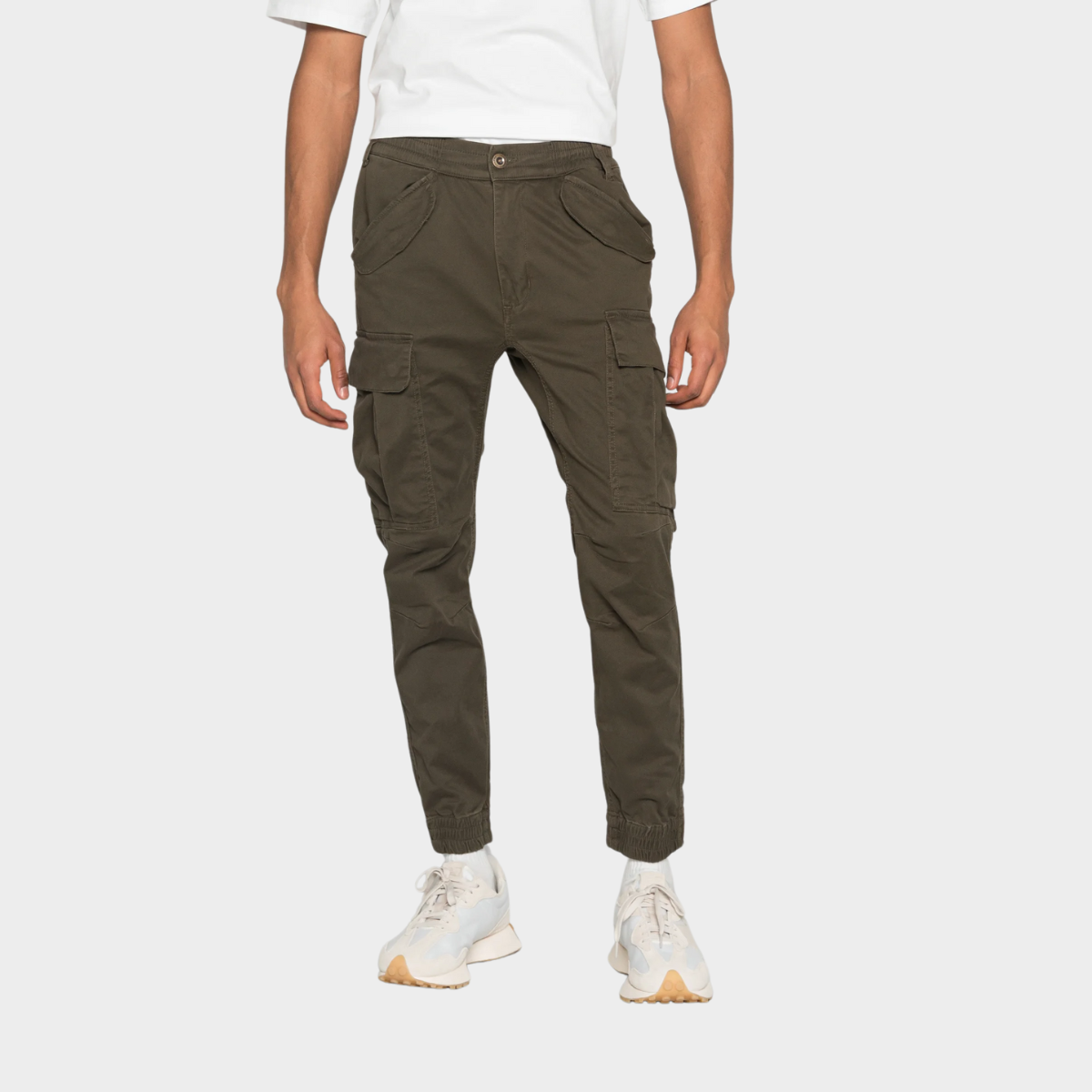 Slim-Fit Cargo Pants | Cotton Blend | Modern & Functional