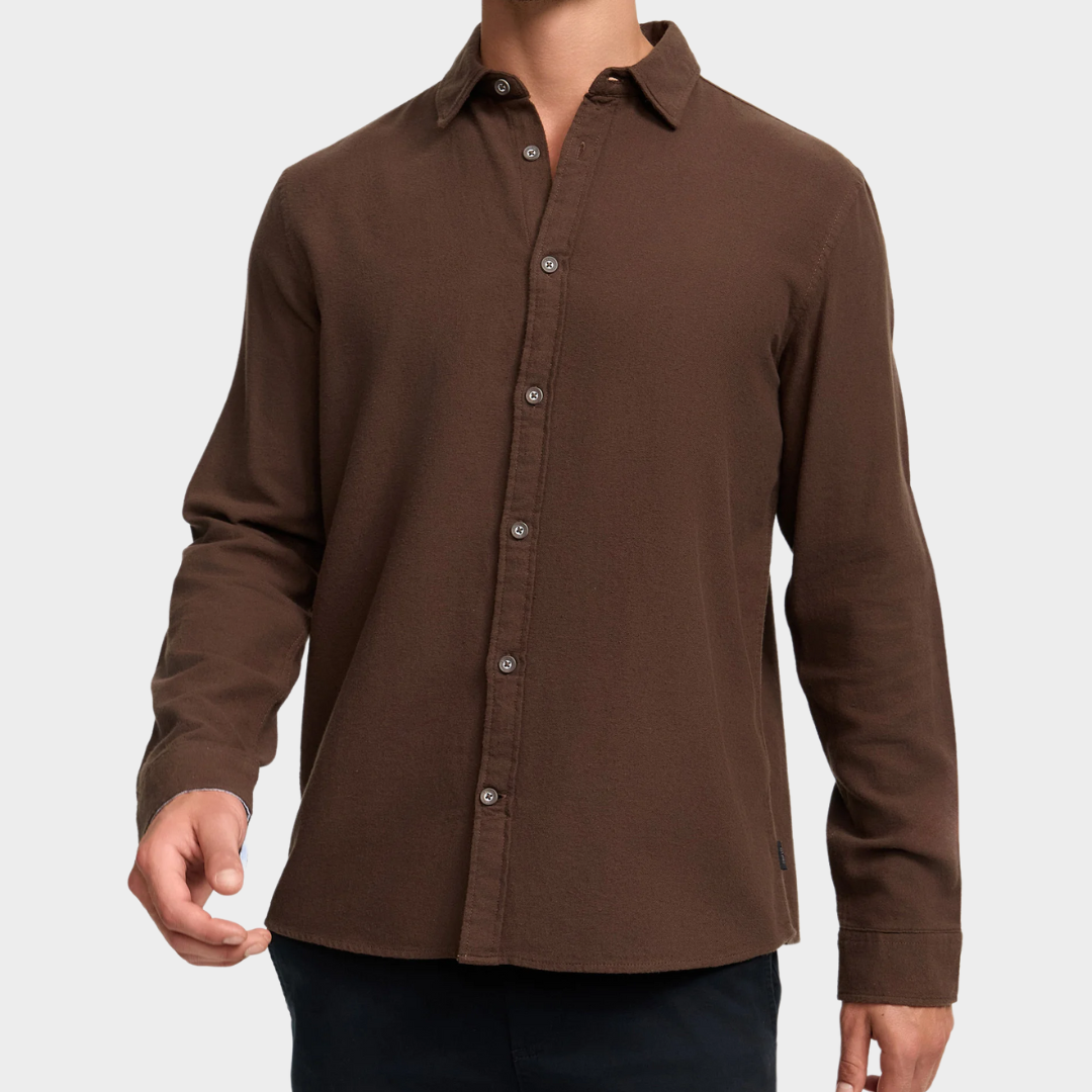 Long-Sleeve Button-Up Shirt | Soft & Breathable | Elegant & Versatile