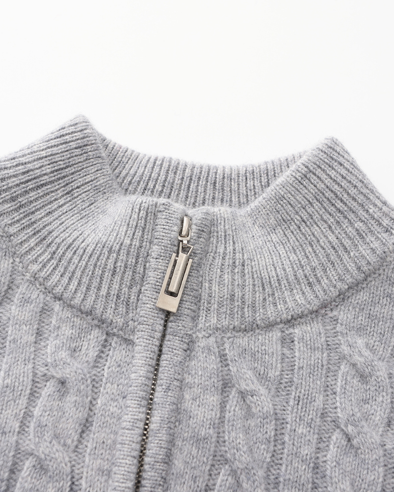 Men's Cable-Knit Half-Zip Sweater | Warm & Stylish | Classic Winter Essential