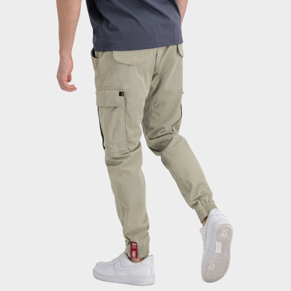 Slim-Fit Cargo Pants | Cotton Blend | Modern & Functional