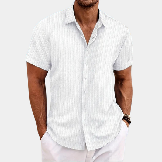 Linen Short-Sleeve Shirt | Lightweight | Classic Summer Wear