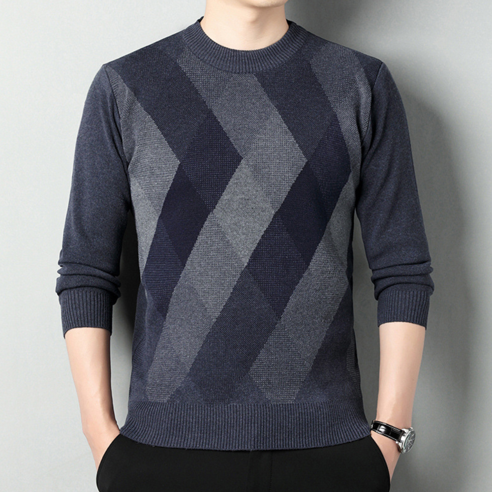 Argyle Knit Sweater | Classic Elegance | Soft & Stylish