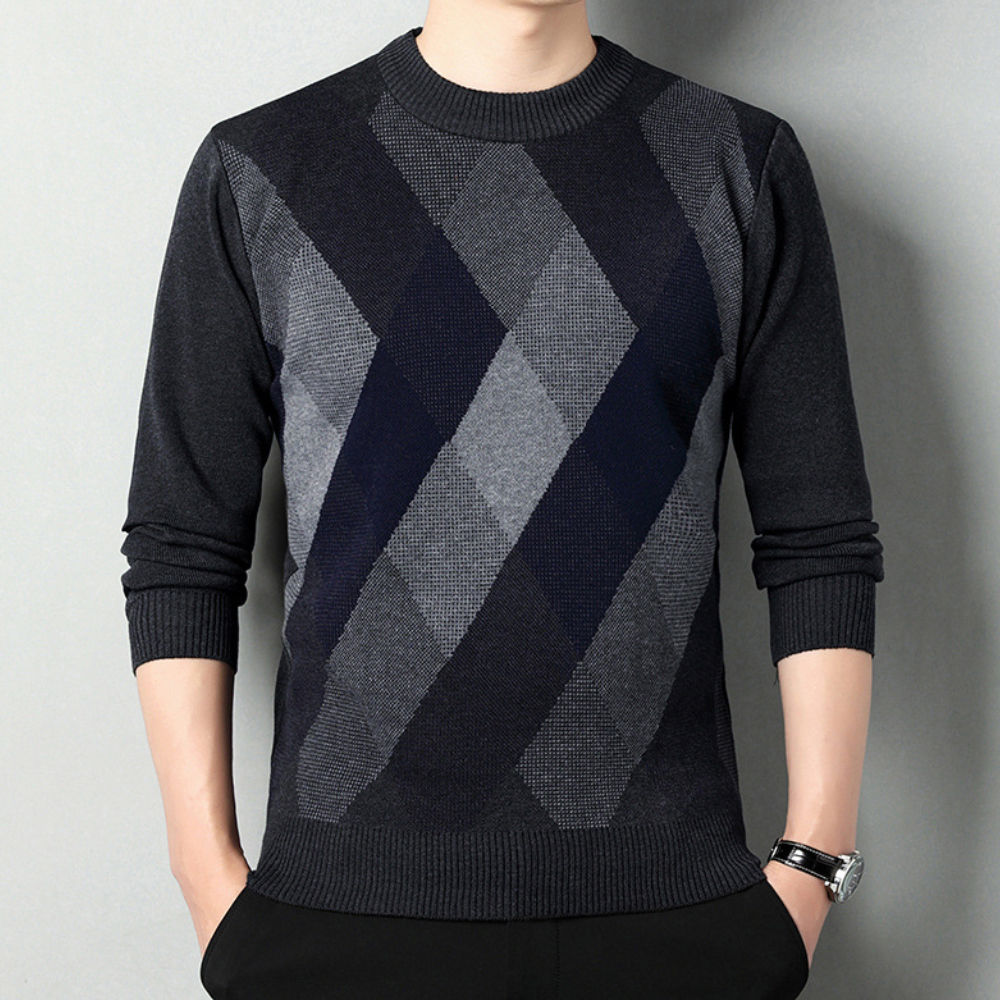 Argyle Knit Sweater | Classic Elegance | Soft & Stylish